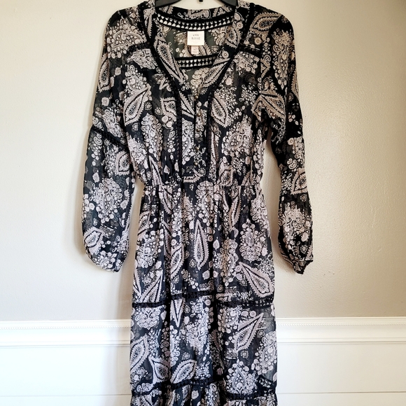 Knox Rose Printed Button Front Midi Dress - Picture 3 of 8